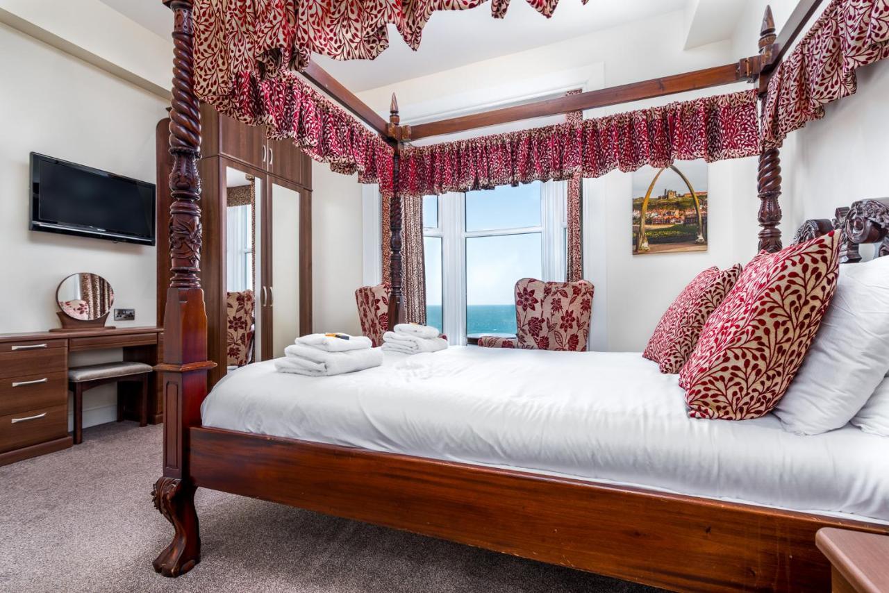 Riviera Guesthouse Уитби Экстерьер фото